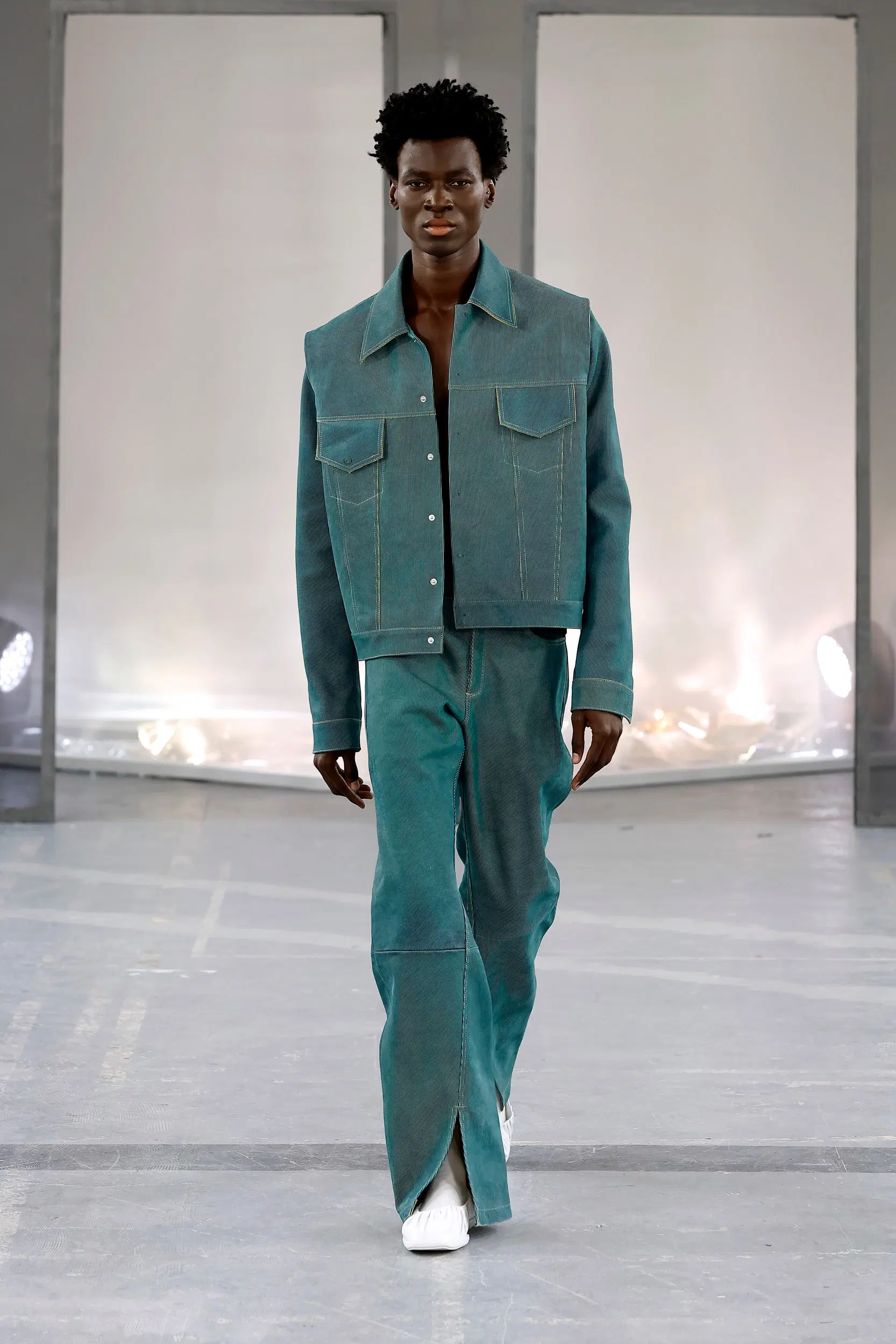 Bianca Saunders Menswear Spring Summer 2023 Paris Fashion Week Runway 001