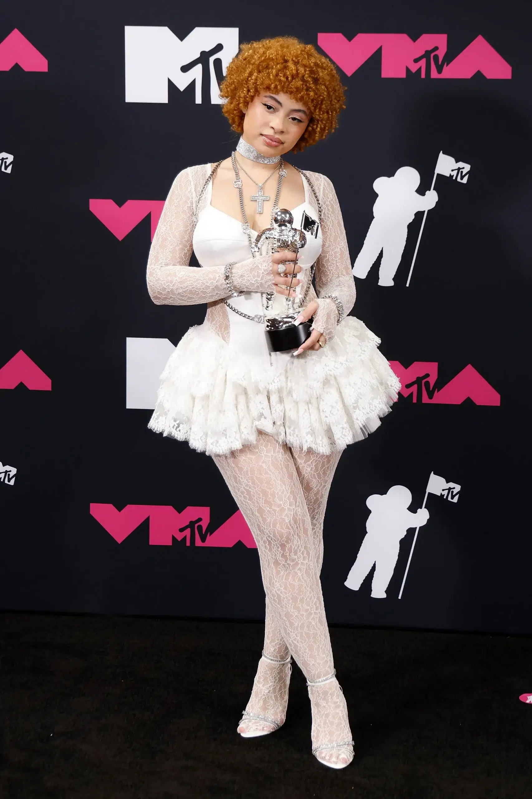 Quels sont les meilleurs looks aperçus au VMA 's 2023 ?