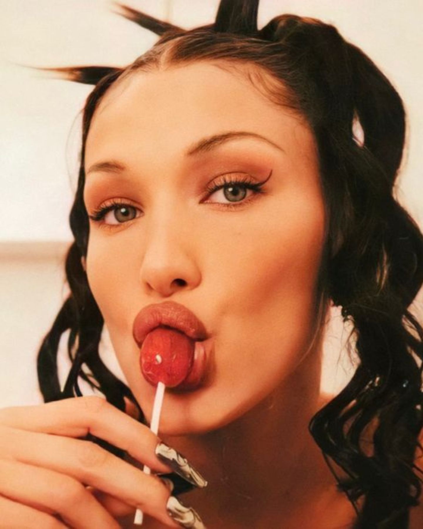 Ce qu’on sait sur Orabella, la nouvelle marque de Bella Hadid