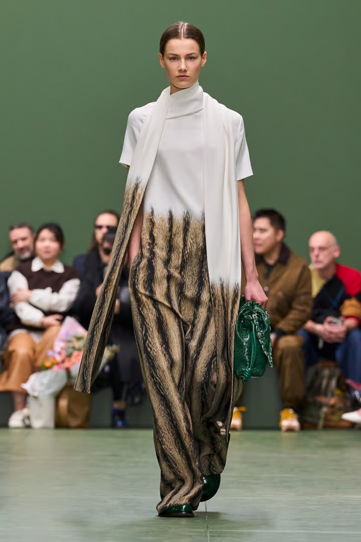 LOEWE PFW 2024/2025