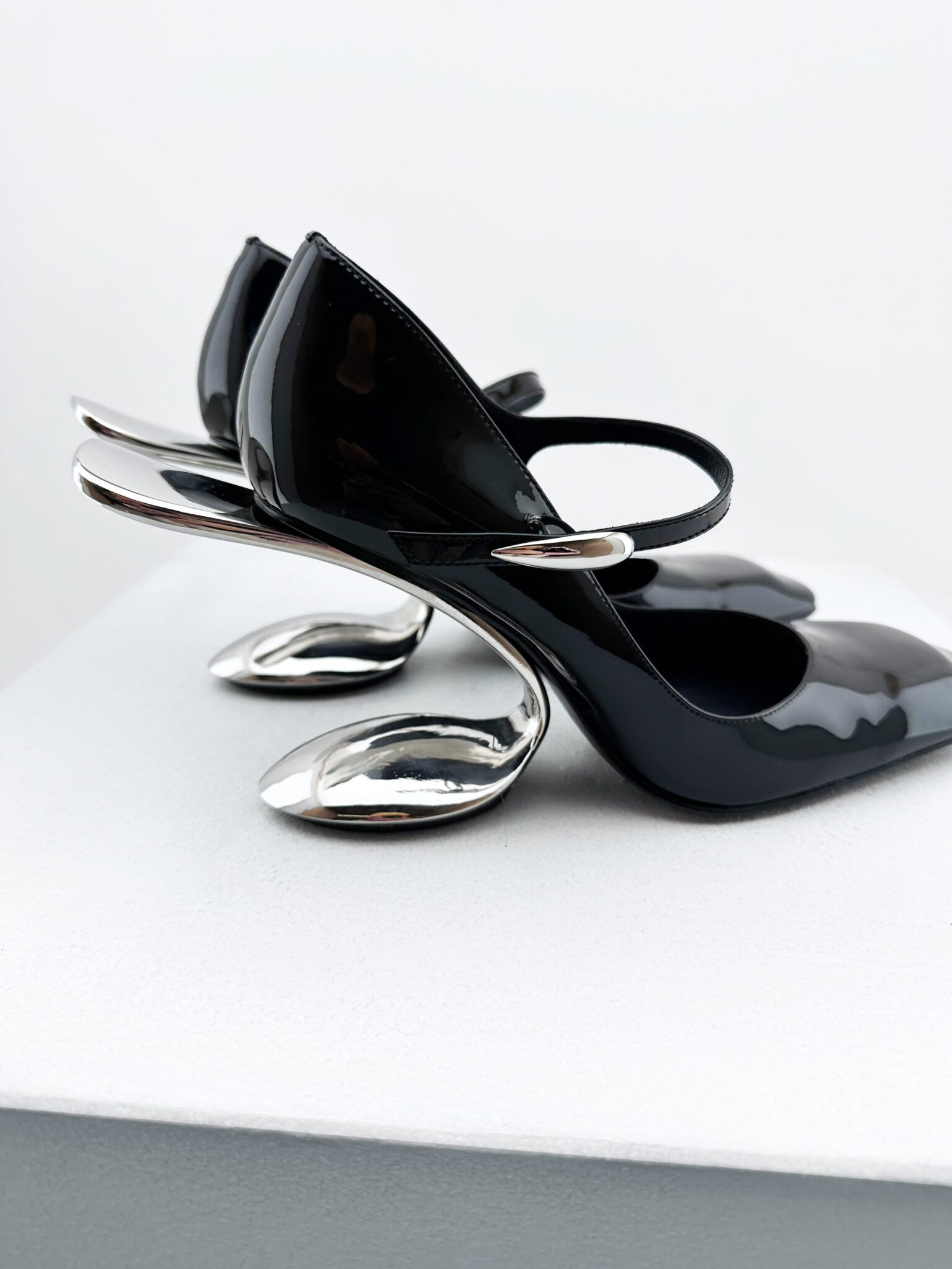 Spoon Heels Mary Jane for Chao Li F/W 2024. photo : Courtesy of Ying OU